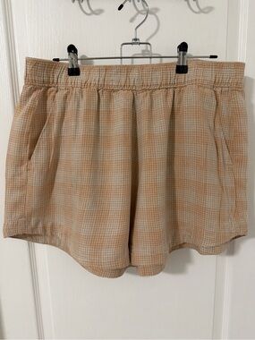 Patagonia Peach-Tan Plaid Elastic-Waist Women’s Shorts